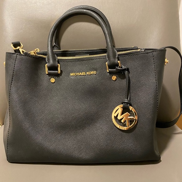 Michael Kors Sutton Medium Saffiano Leather Satchel - Picture 2 of 9